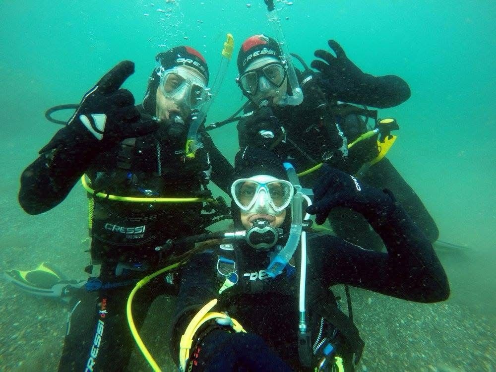 INICIACION AL BUCEO EN NERJA. BAUTISMO EN PLAYA BURRIANA NERJA. 